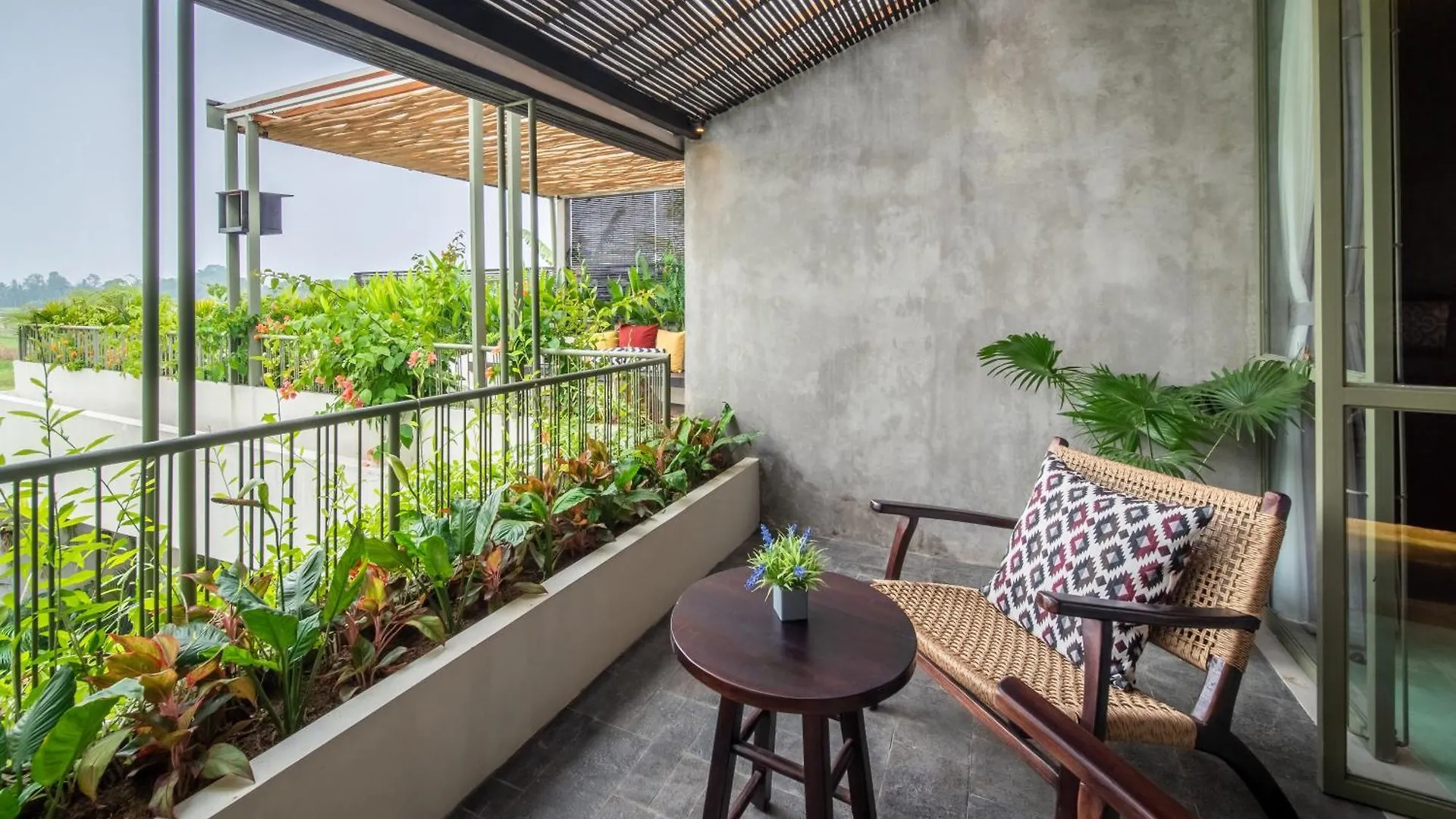 Rooftop Art Villa Ubud Indonesien