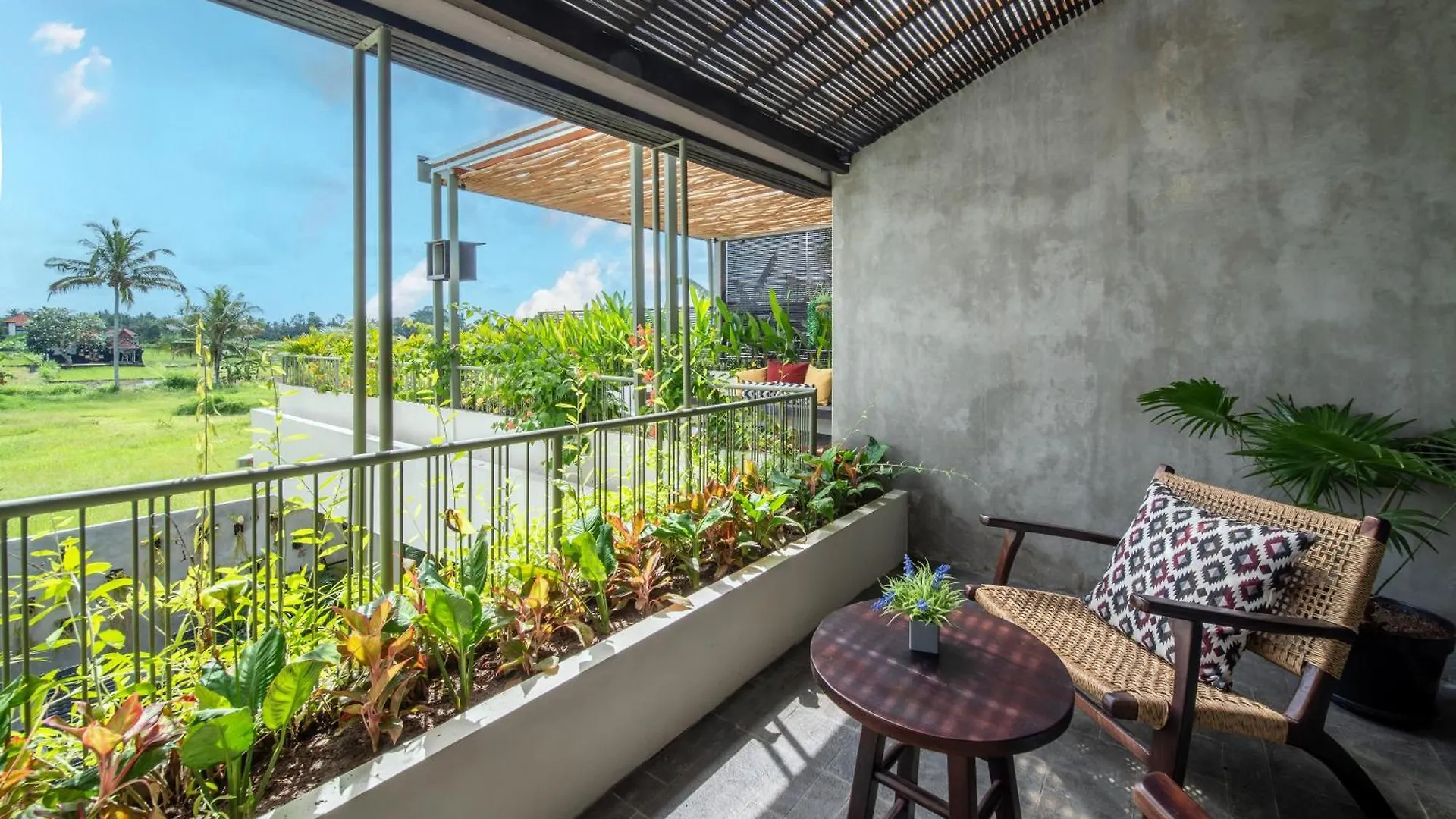Rooftop Art Villa Ubud